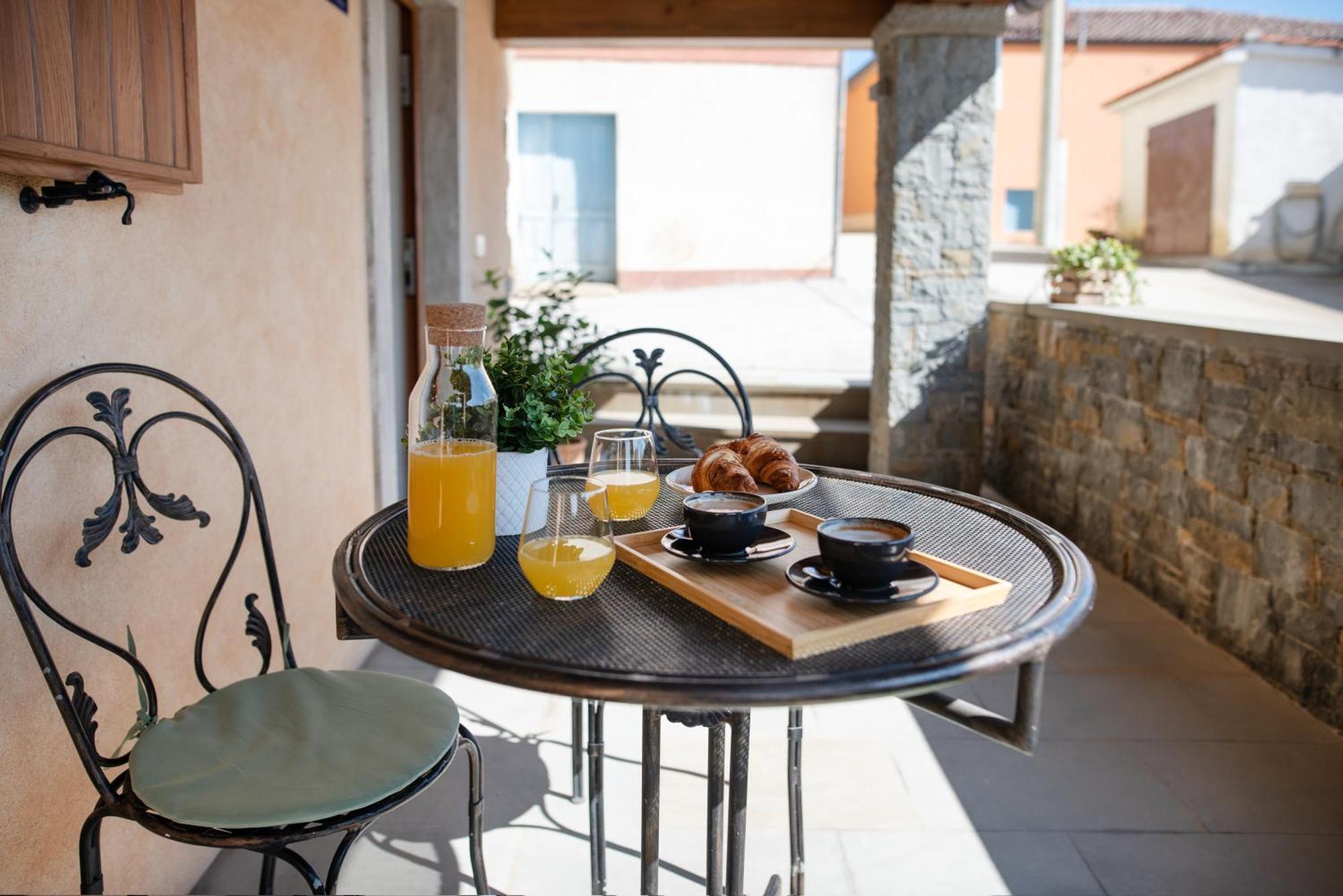 Truffle House Karlic Lägenhet Buzet Exteriör bild