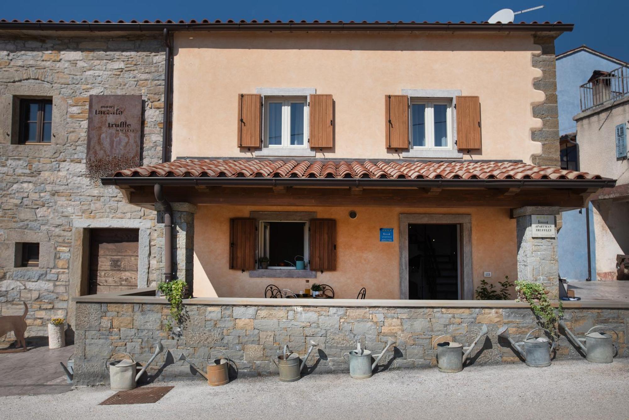 Truffle House Karlic Lägenhet Buzet Exteriör bild